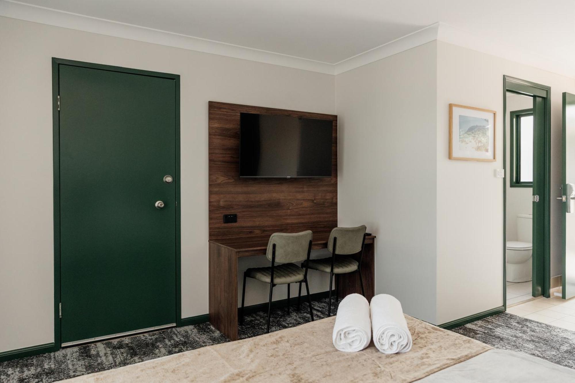 Mudgeeraba Wallaby Hotel מראה חיצוני תמונה